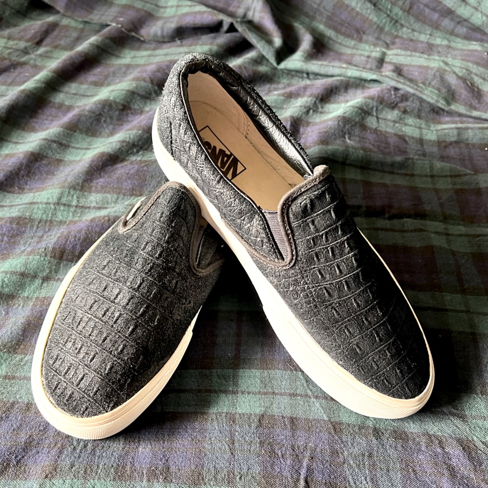 Vans Classic Slip-on Platform Embossed Croc Black NIB Women’s 11.5